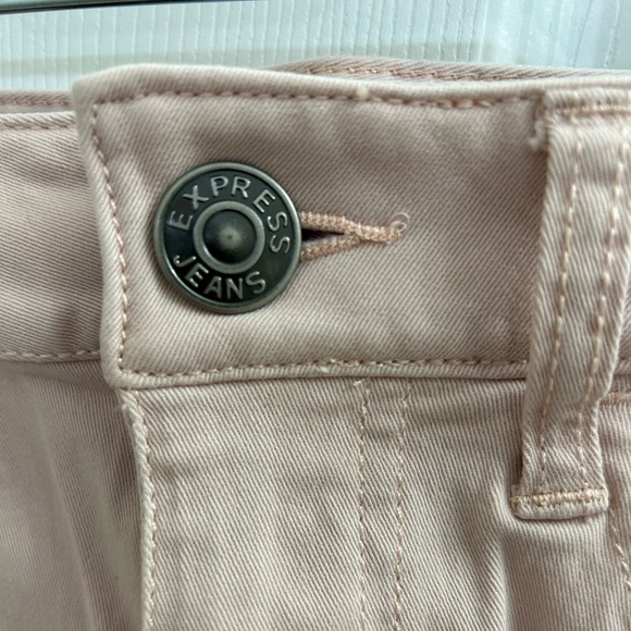 ✨BOGO FREE✨ Express Shorts Light Pink - Picture 6 of 8